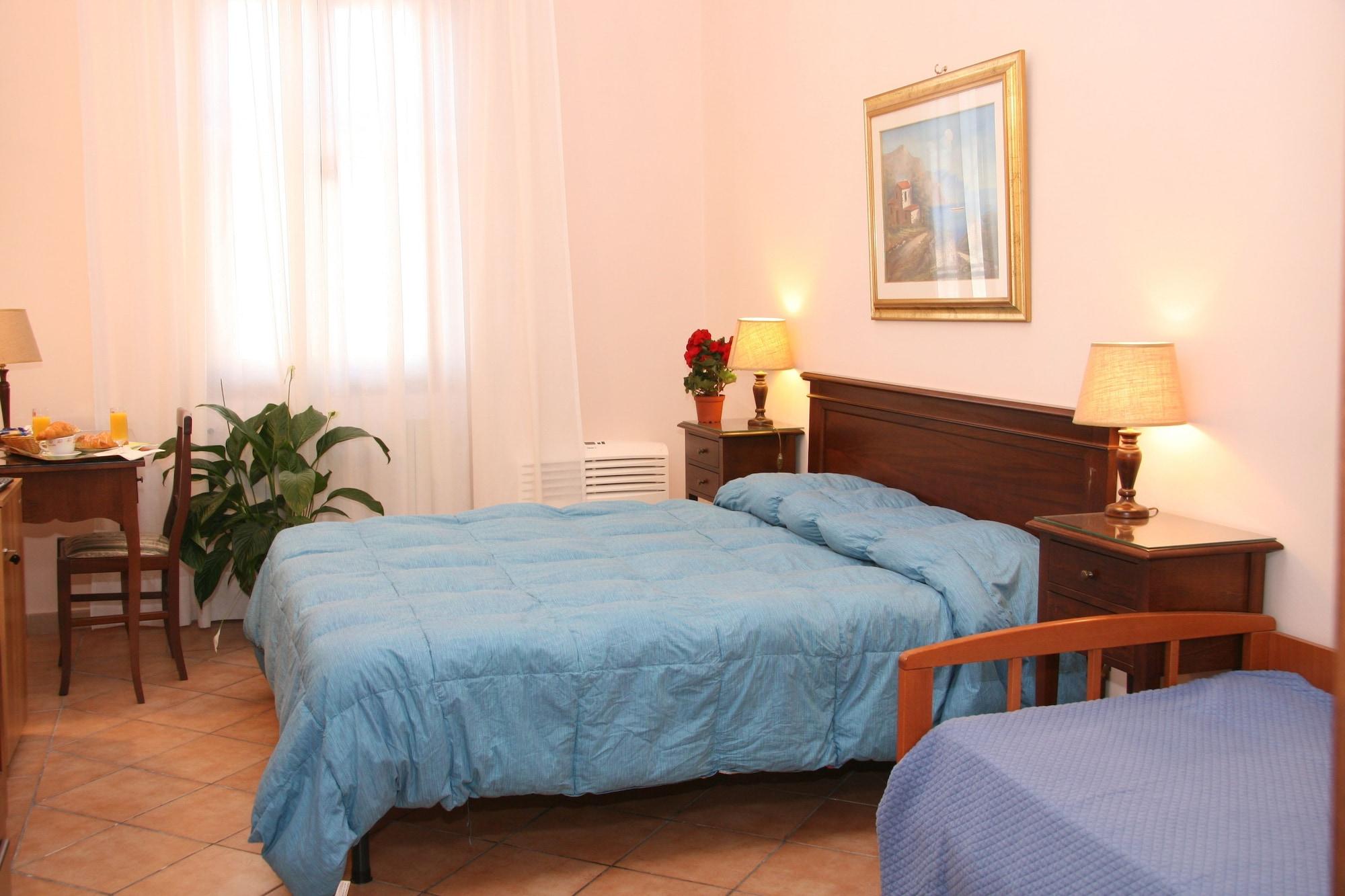 Gaudi Guesthouse Rome Bagian luar foto