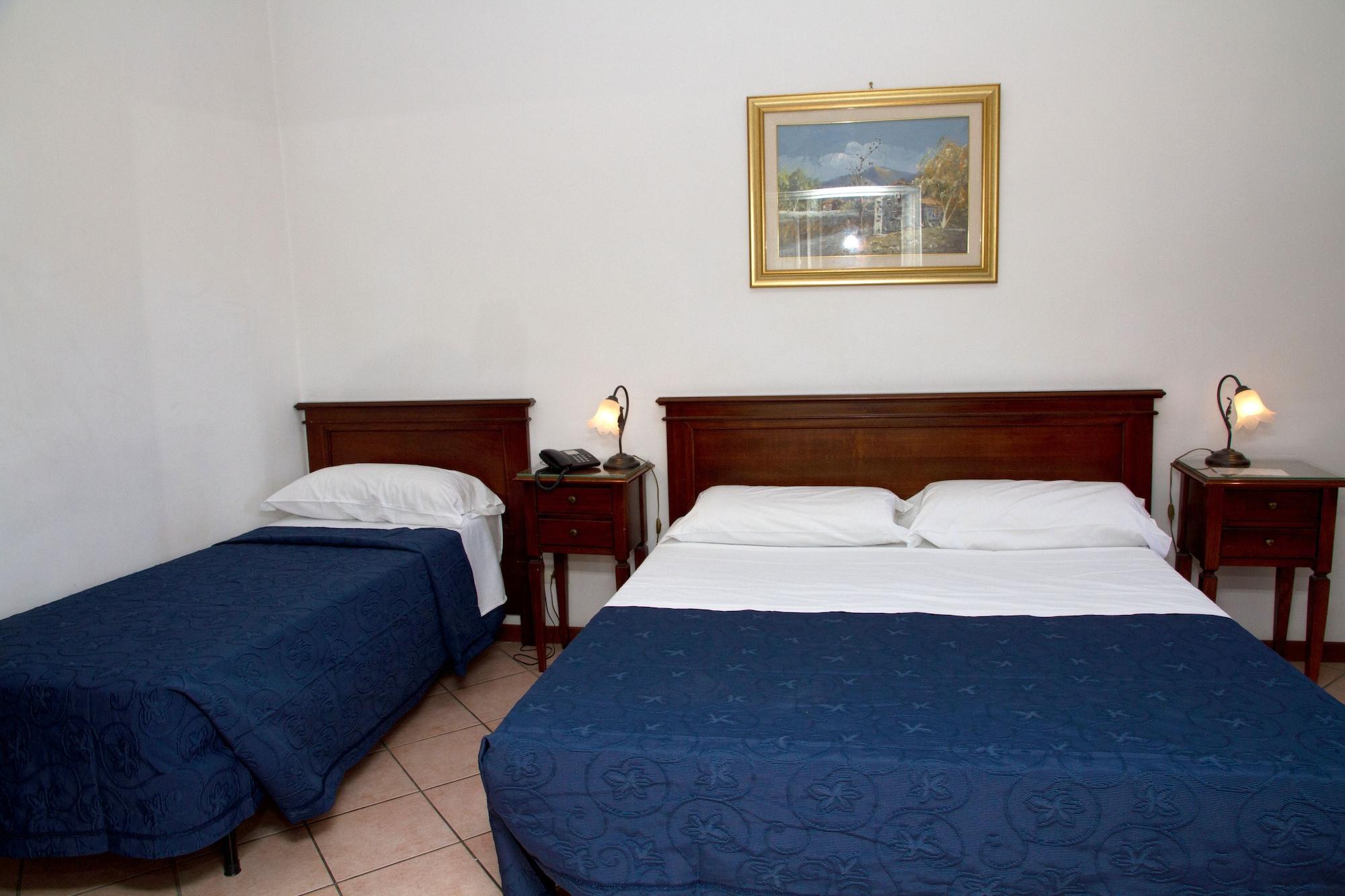 Gaudi Guesthouse Rome Bagian luar foto