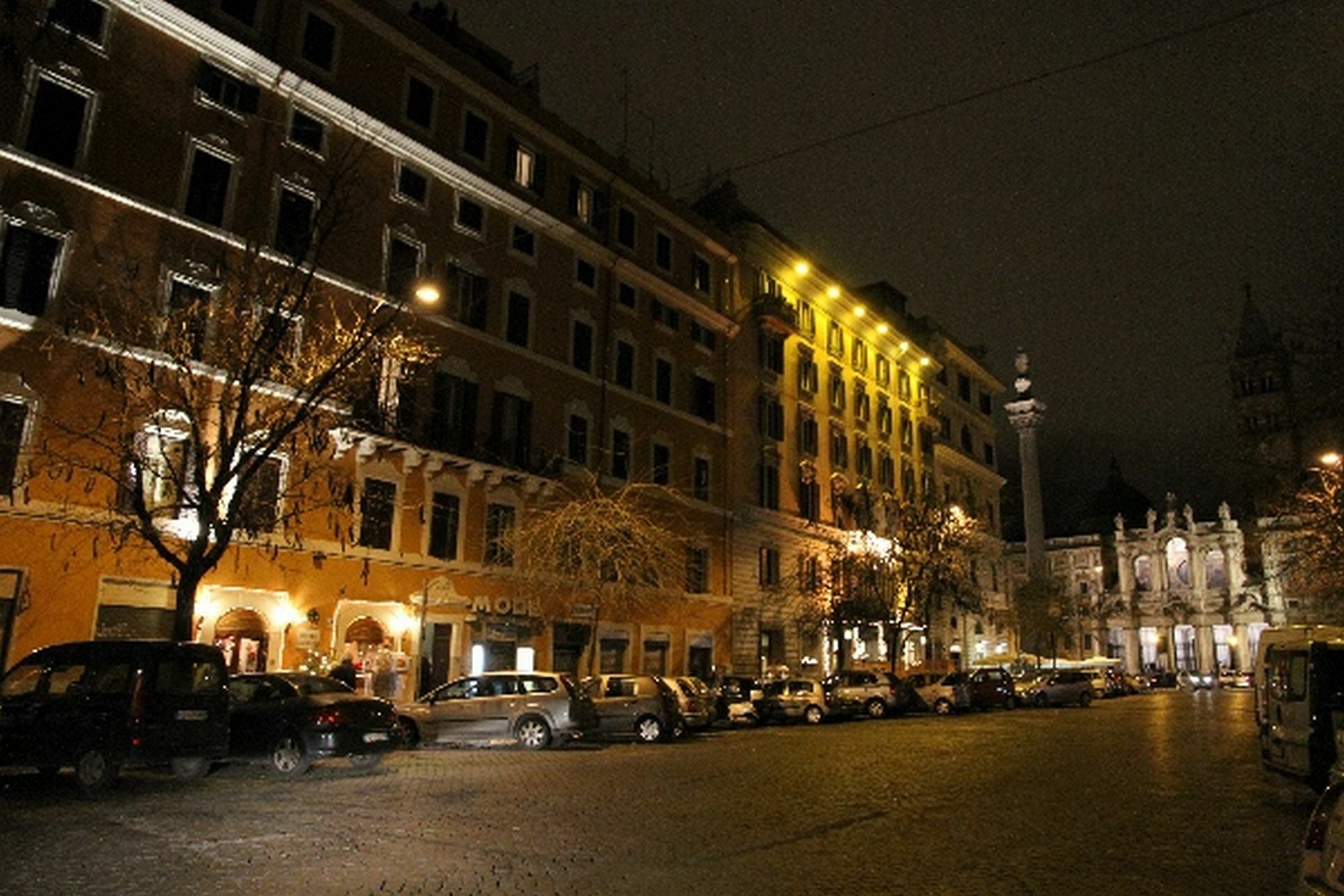 Gaudi Guesthouse Rome Bagian luar foto