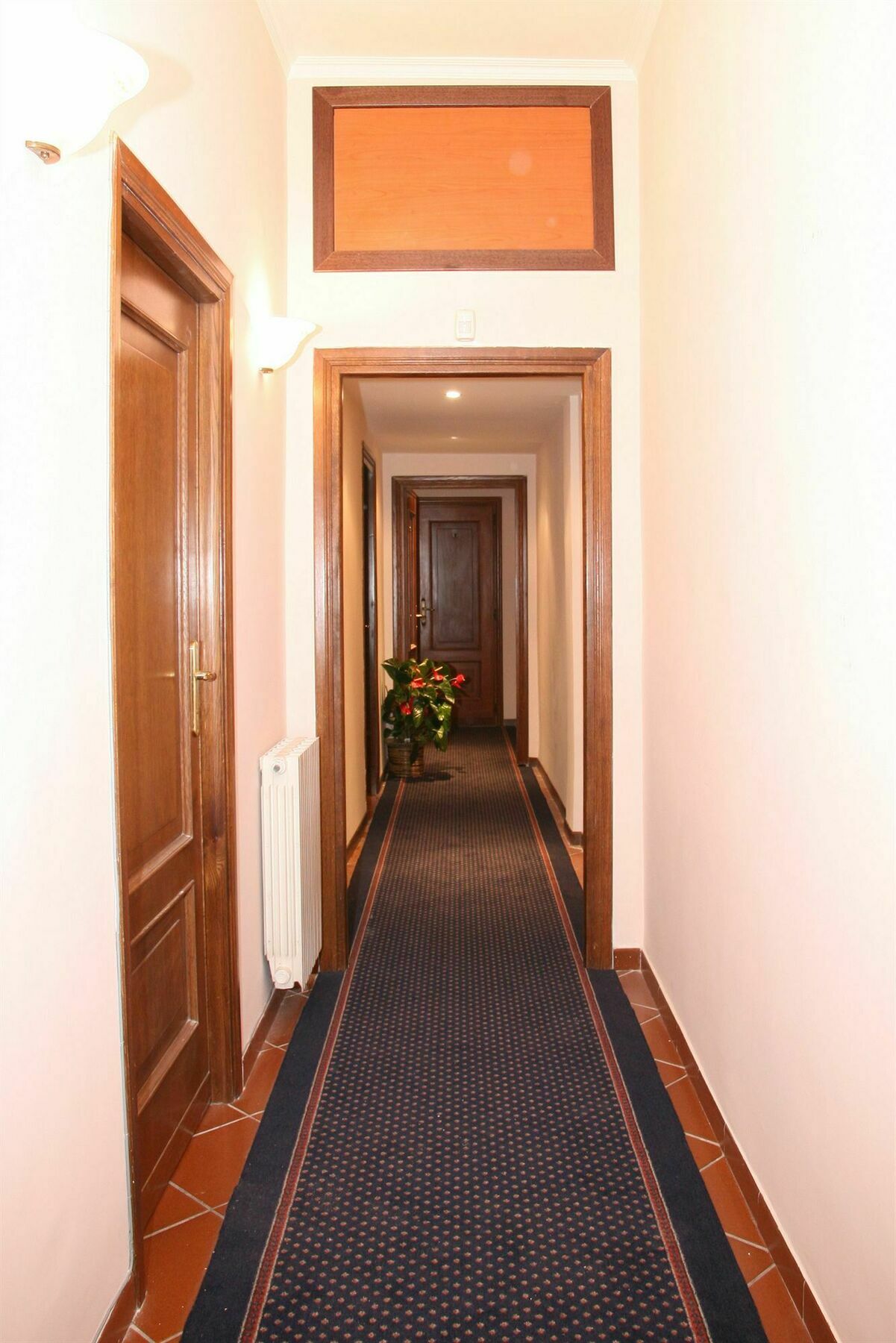 Gaudi Guesthouse Rome Bagian luar foto